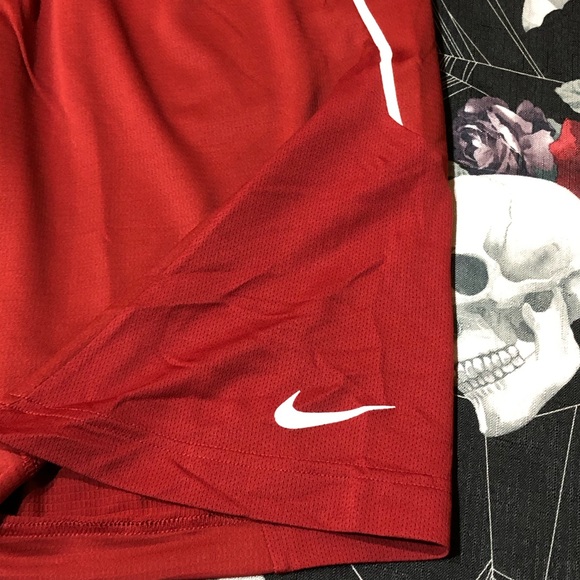 NWT 2016 NIKE DRI-FIT WSU COUGARS FLY XL 5.0 PERFORMANCE SHORTS SZ MENS LARGE